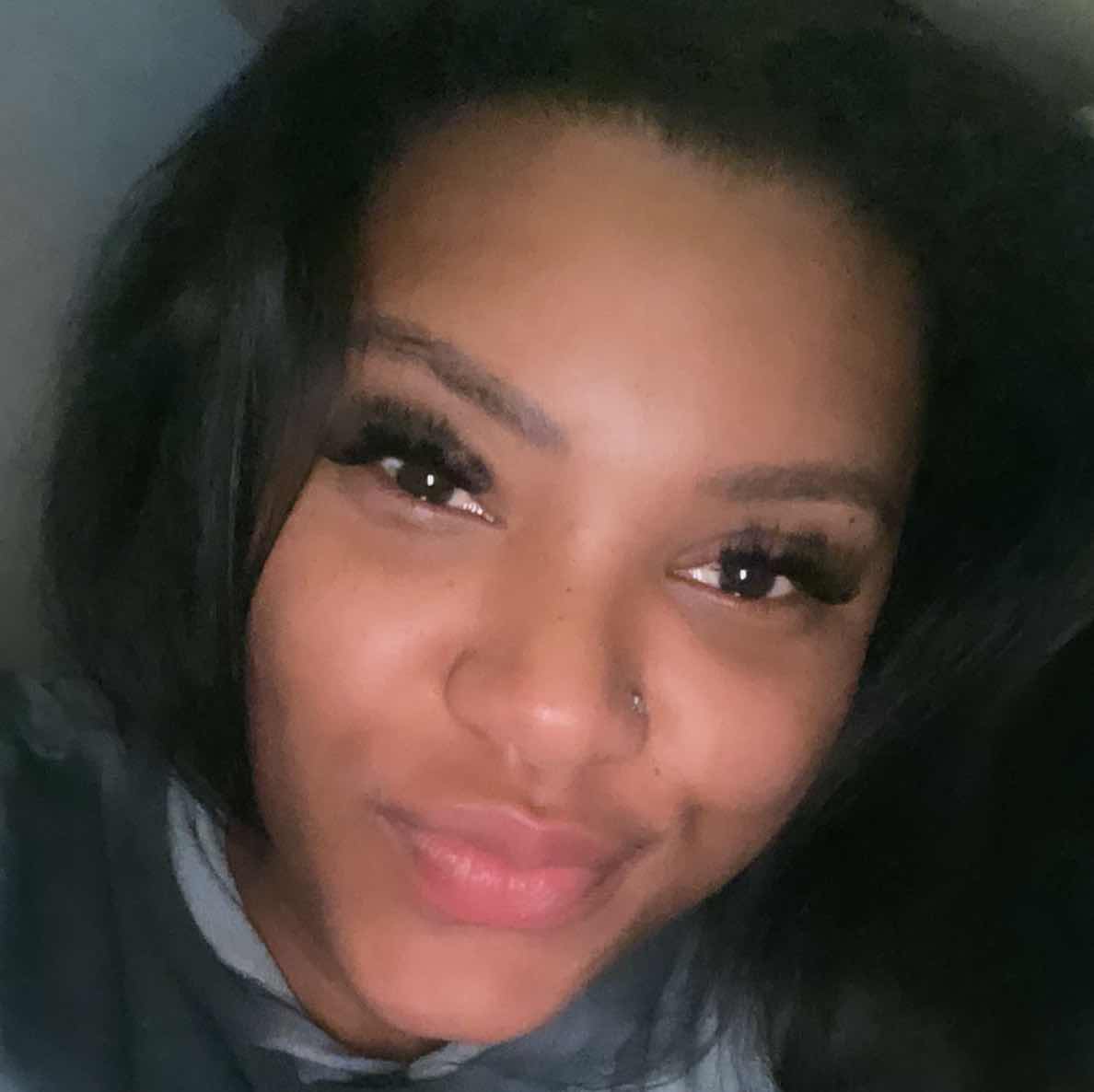 goodnovel comment avatar