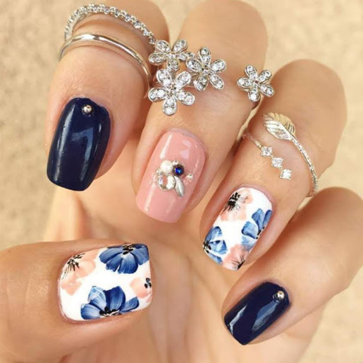 goodnovel comment avatar