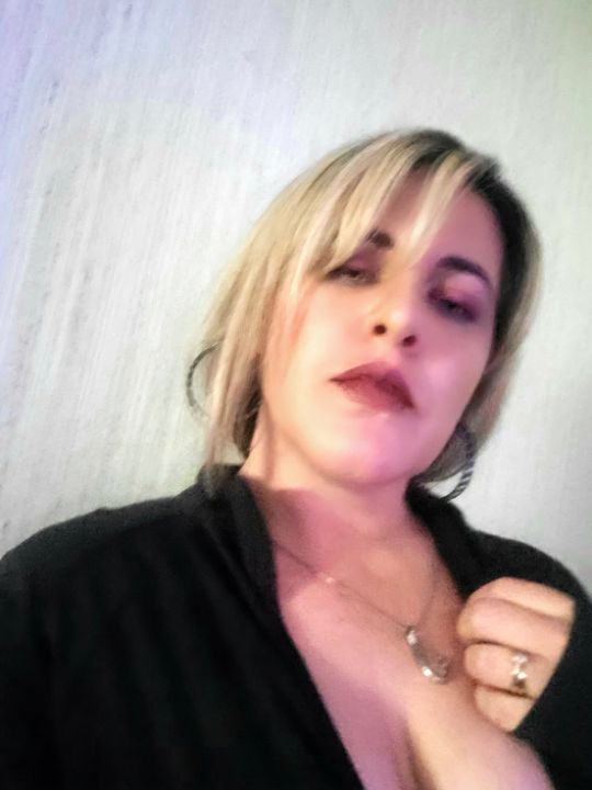 goodnovel comment avatar