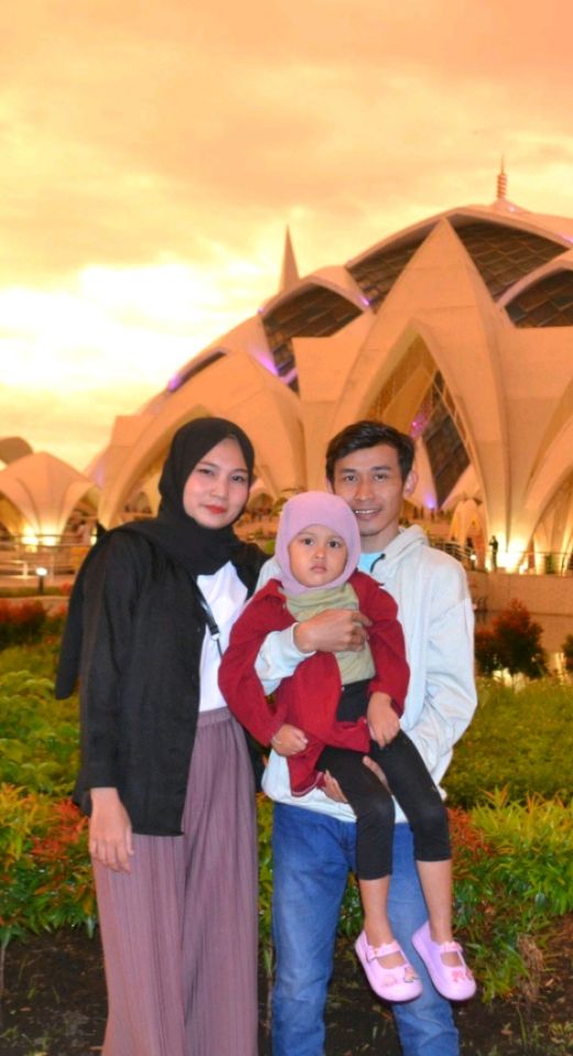 Triwahyuni Triwahyuni